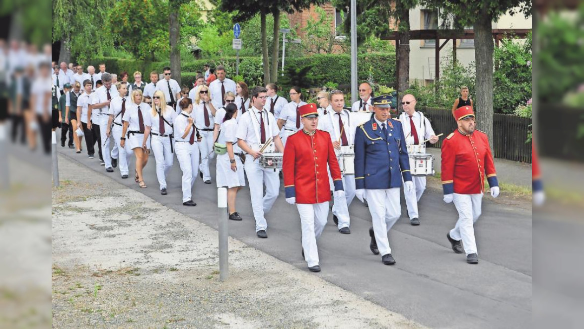 Volks- und Schützenfest in Hämelerwald: Am Freitag übernehmen die Schützen drei Tage das Regiment