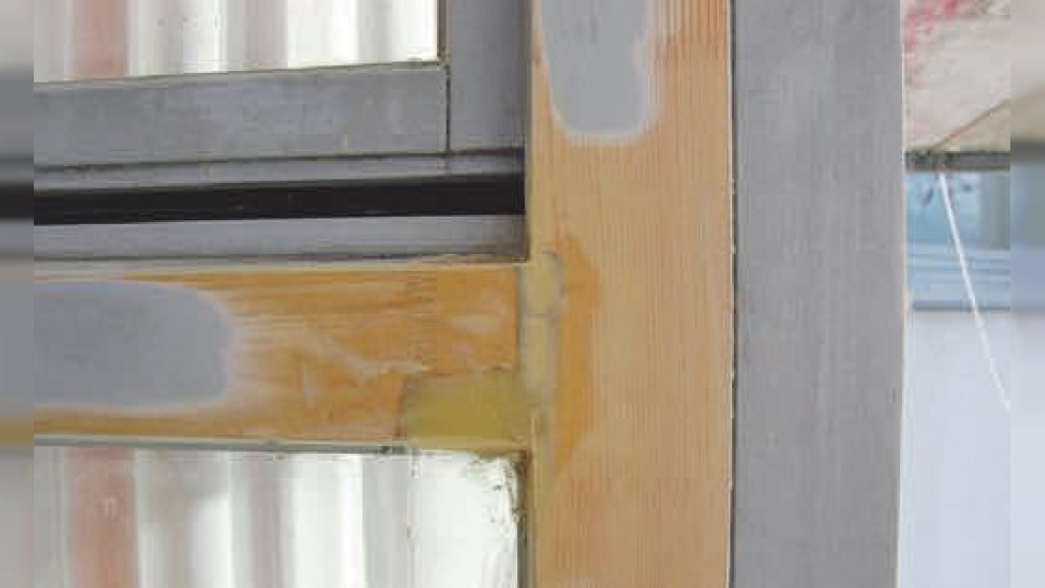Statt Komplettaustausch Reparatur von Fensterrahmen von Horst Parnitzke aus Ilsede