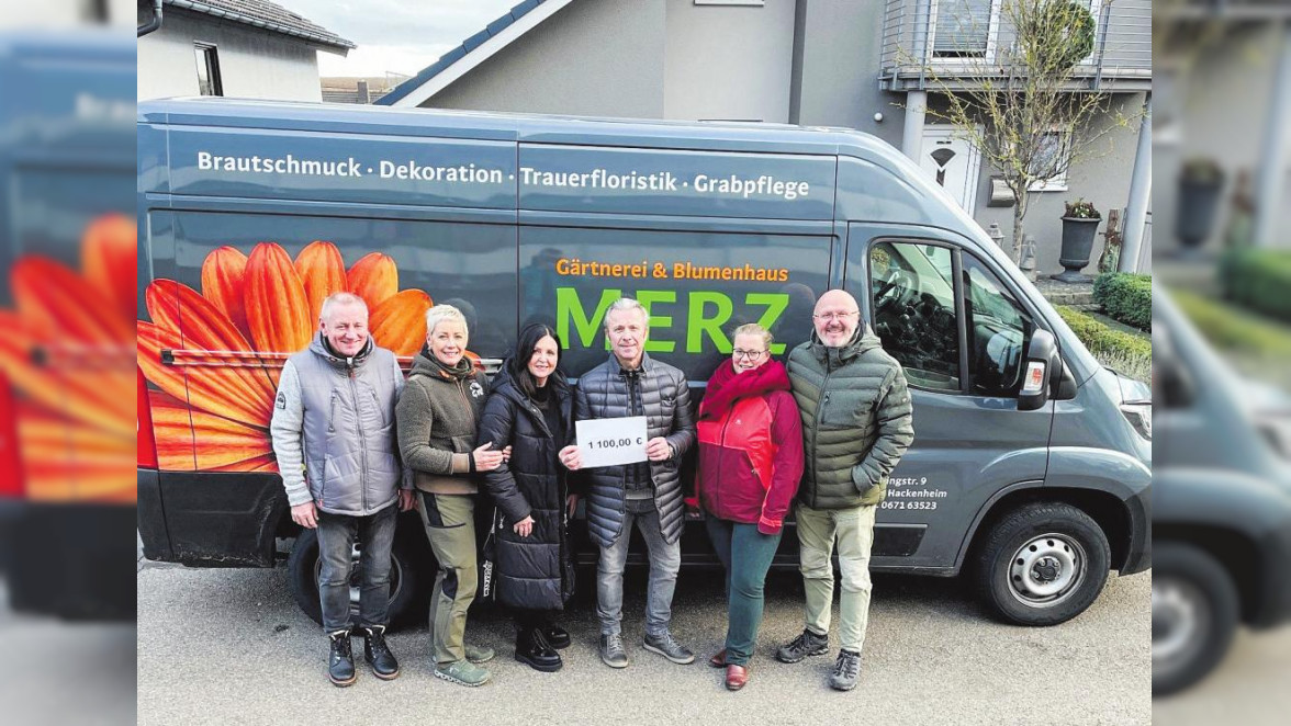 Gutes zu Weihnachten – Blumenhaus Merz spendet an den Kinderschutzbund Bad Kreuznach