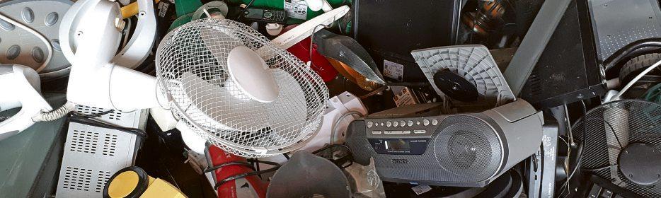 Ausgediente kleine Elektrogeräte können im Supermarkt abgegeben werden-2