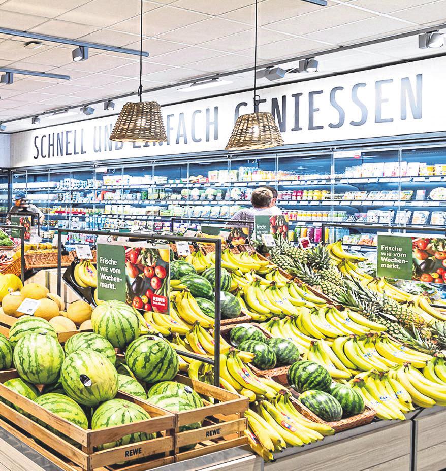 REWE-Markt in Straßenhaus erstrahlt im neuen Glanz-3