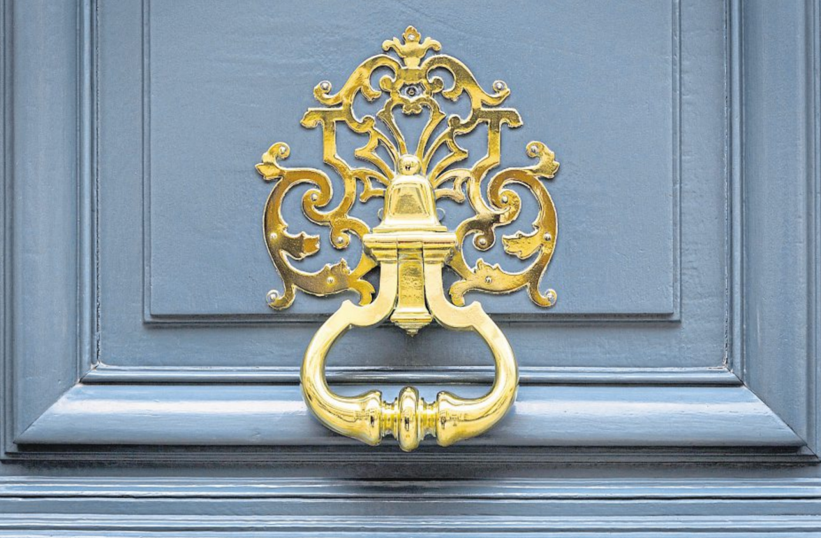 Metallbildner/-in