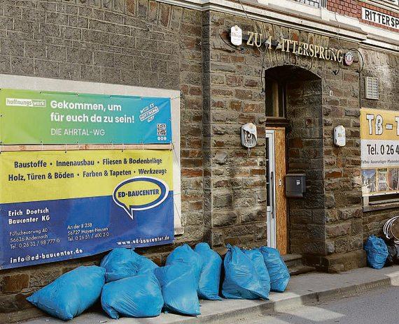 Urlaub zwischen Trümmern - das Ahrtal bleibt ein-2