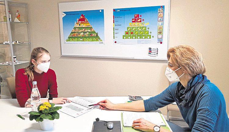 Ernährungsberatung und Therapie mit Abstand
