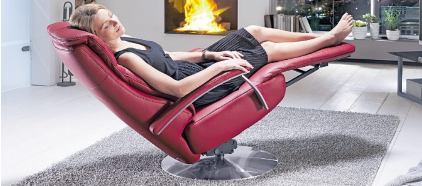 Black Week bei Polster Aktuell: Leder zum Preis von Stoff*-4