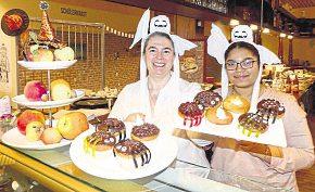 Mittelalterabend und Halloween-Schmaus im Café