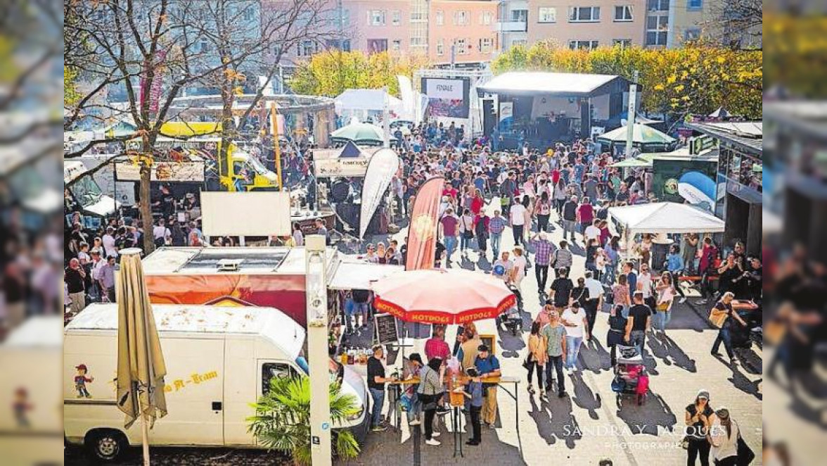  Stadtfest in Karlsruhe: Schmeckfestival und Shoppingspaß