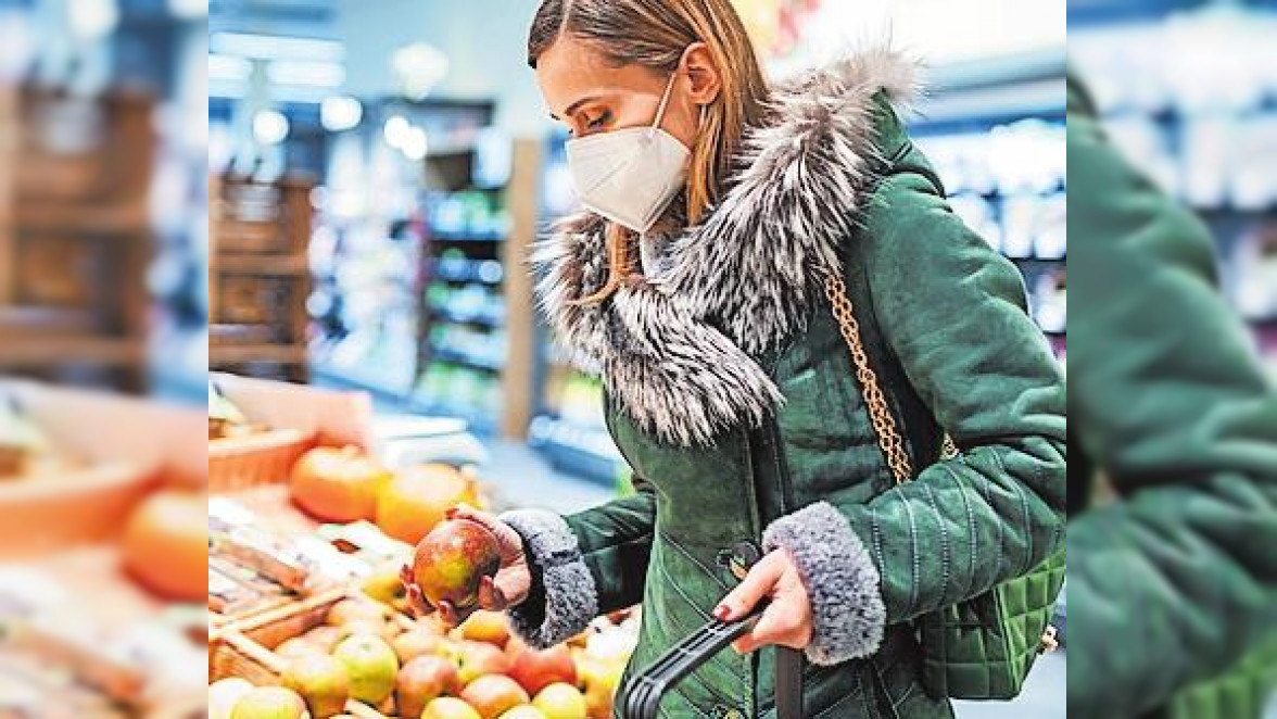 Maskenstress für Problemhaut