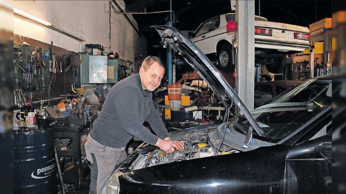 Autoschrauber aus Leidenschaft: Thomas Keßler von der Autowerkstatt Hartmann in Altrip