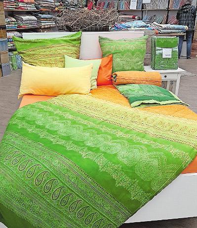 Modehaus Niebel: Kräftige Farben bestimmen die Wintermode-3