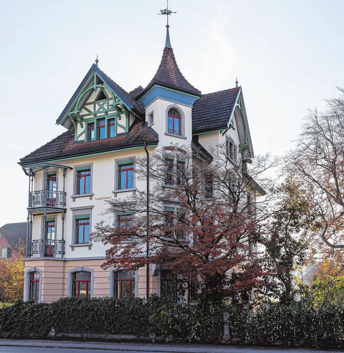 Historische Villa Luegisland: Sanierung durch Klemens Dudli aus Wil