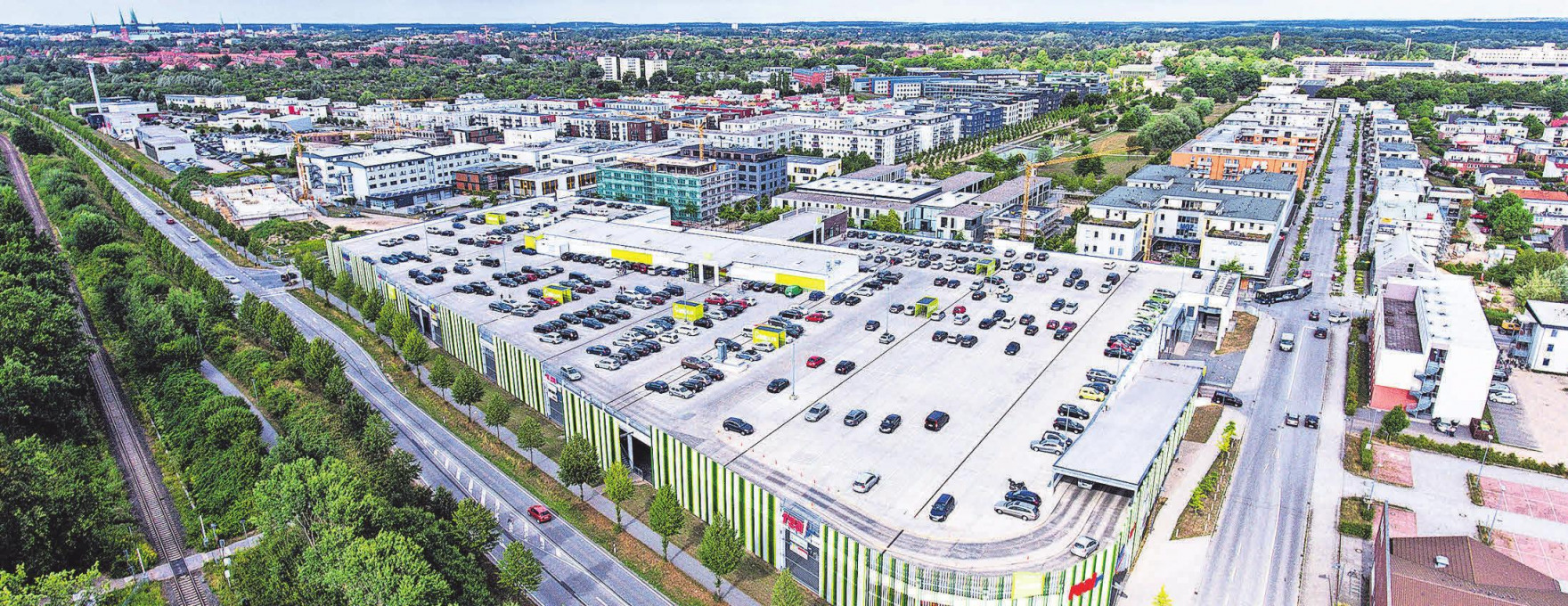 Bequemes Einkaufen: Im Campus Center stehen für die Kunden über 600 kostenlose Parkplätze zur Verfügung. Foto: Campus Center Lübeck