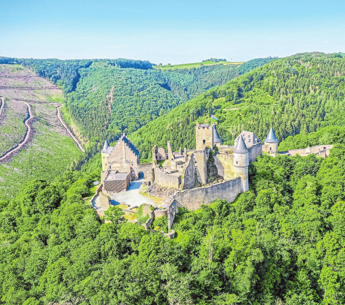 Burg Bourscheid-2