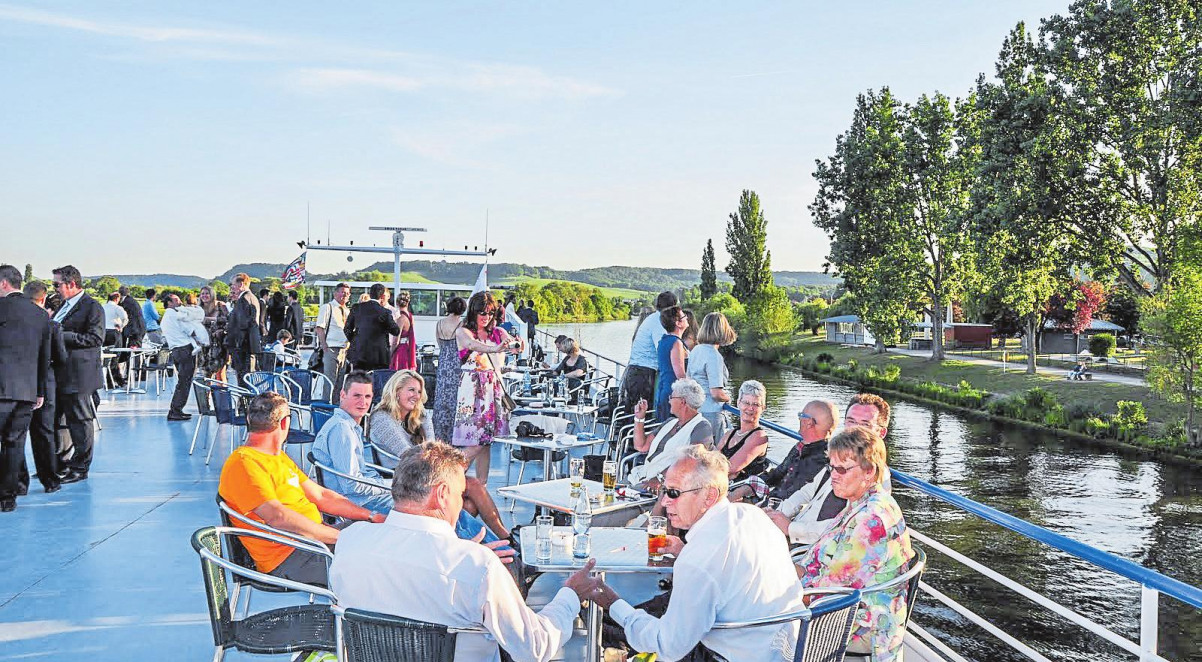 Relaxer en bateau sur la Moselle-2