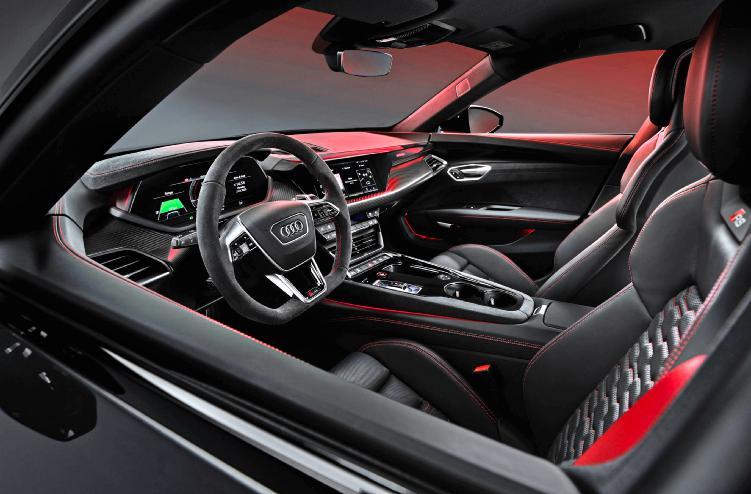Extrem sportlich und dennoch emissionsfrei: RS E-Tron GT aus dem Heilbronner Audi-Werk Böllinger Höfe-2