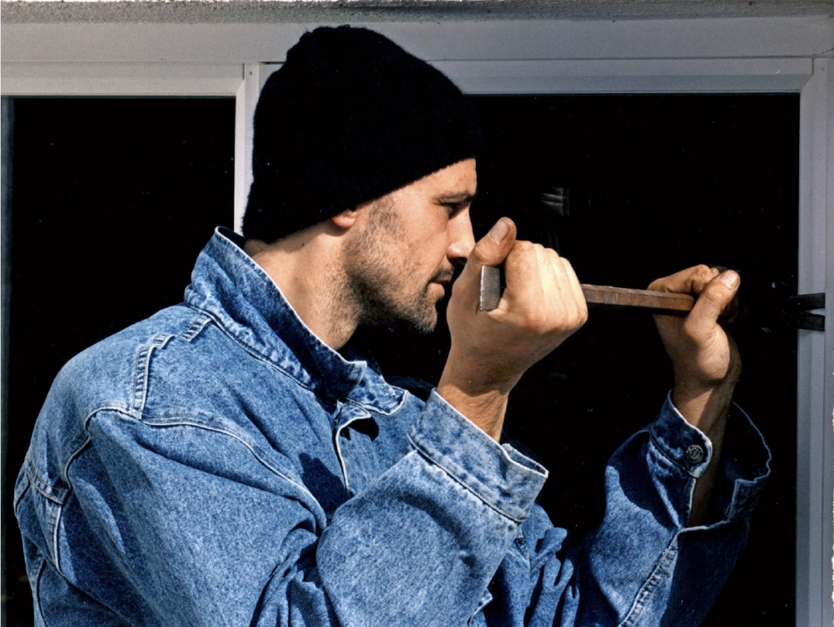 Fenster und Türen, die Sicherheit bieten-2