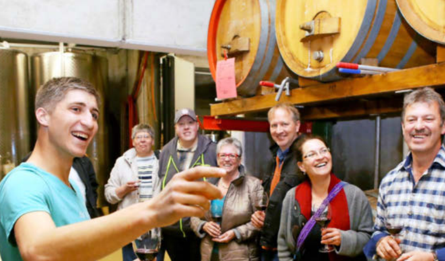 Vom Stock ins Fass auf Flasche-2